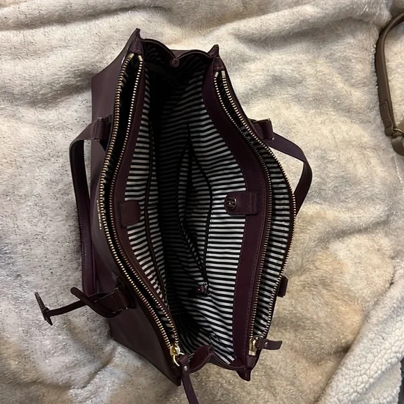 Deep plum Kate Spade large bag - Picture 2 of 9